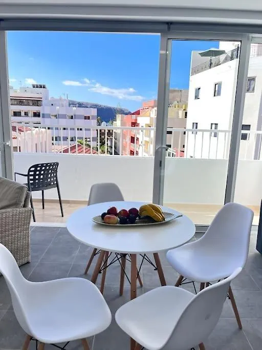Suecia Orquidea Apartment Los Cristianos